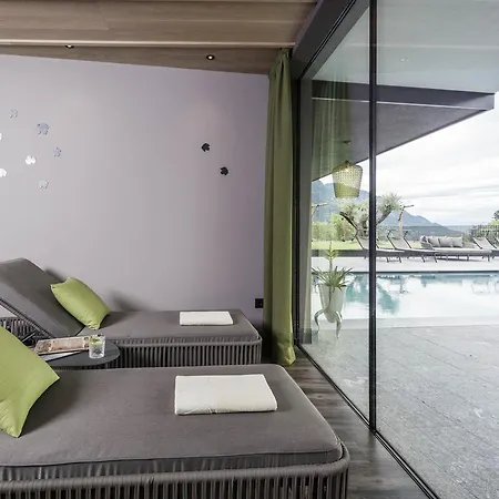 Vinea - Aparthotel Dorf Tirol